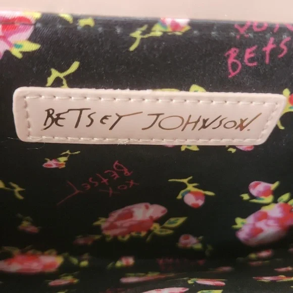 Betsey Johnson Pink Crossbody Purse - Picture 6 of 8